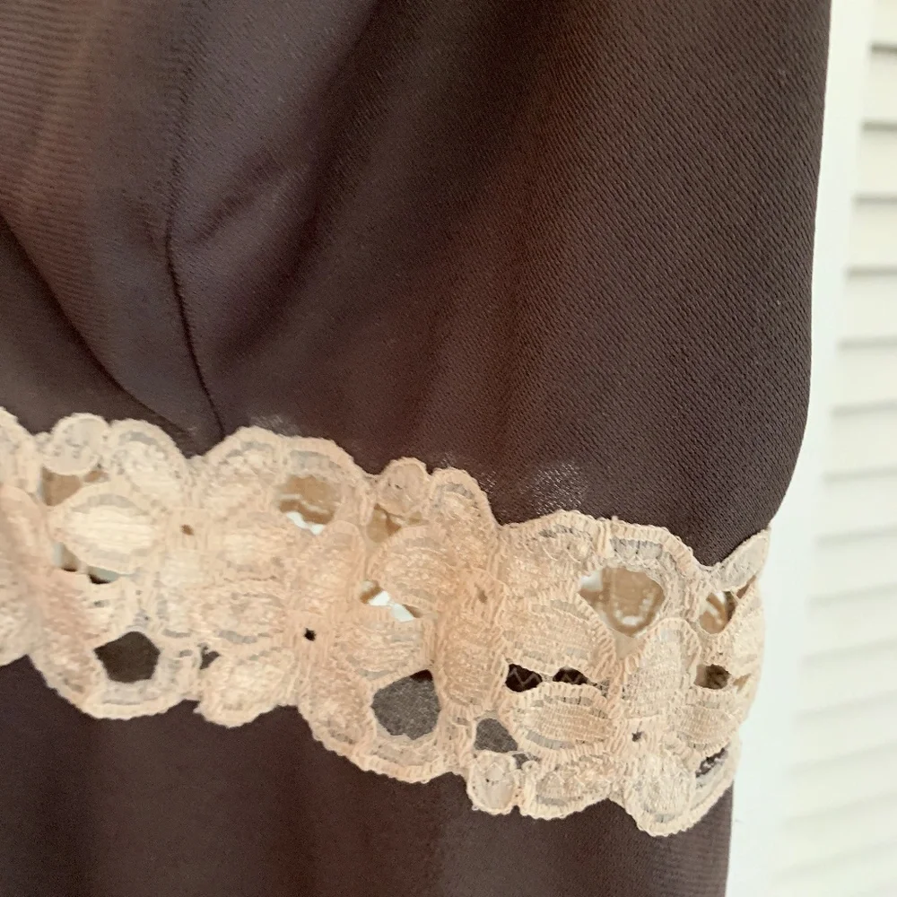 Vintage 1960s Lingerie Slip Nightgown Brown Nylon & Beige Lace Formfit Rogers - Picture 5 of 10